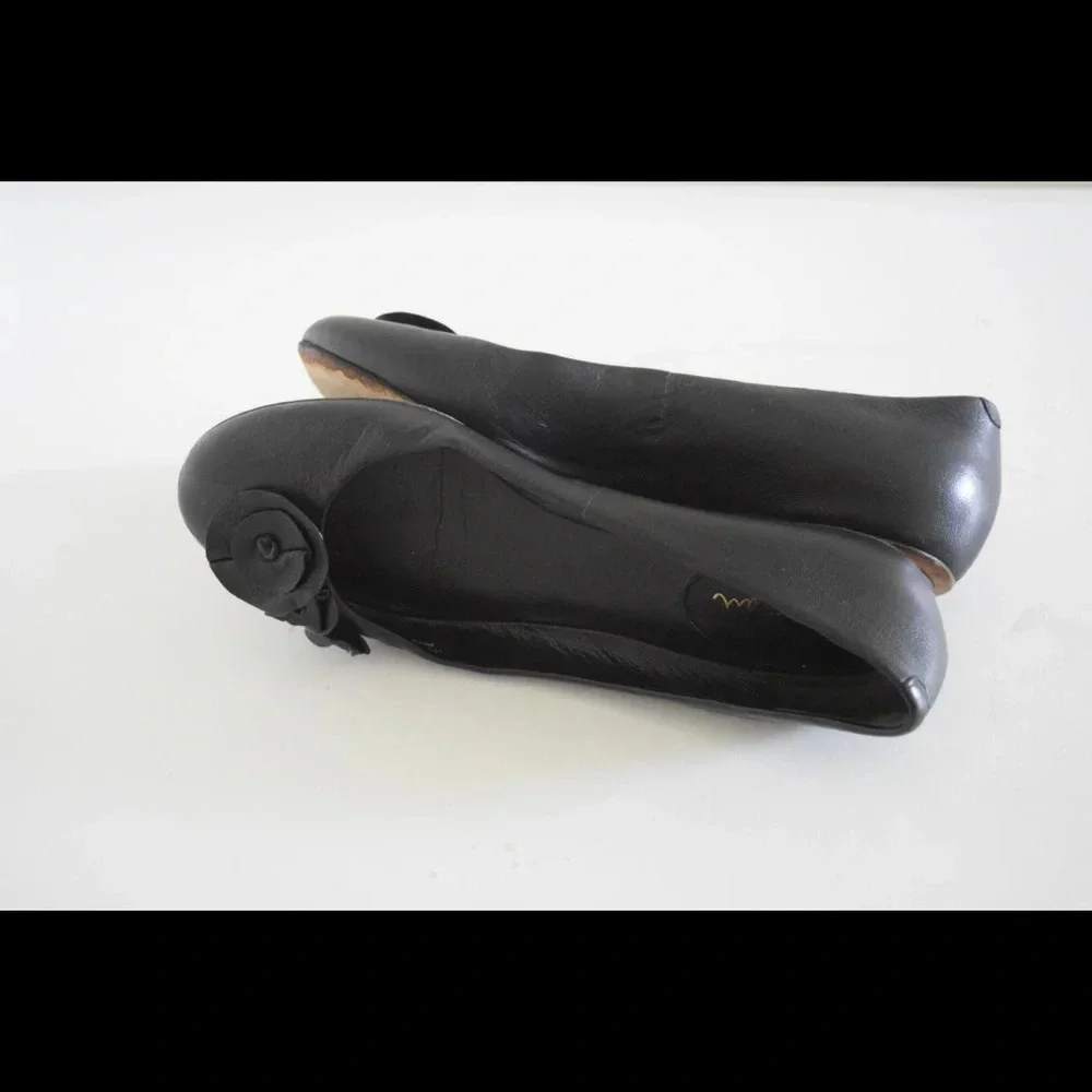 Cole Haan leather flats